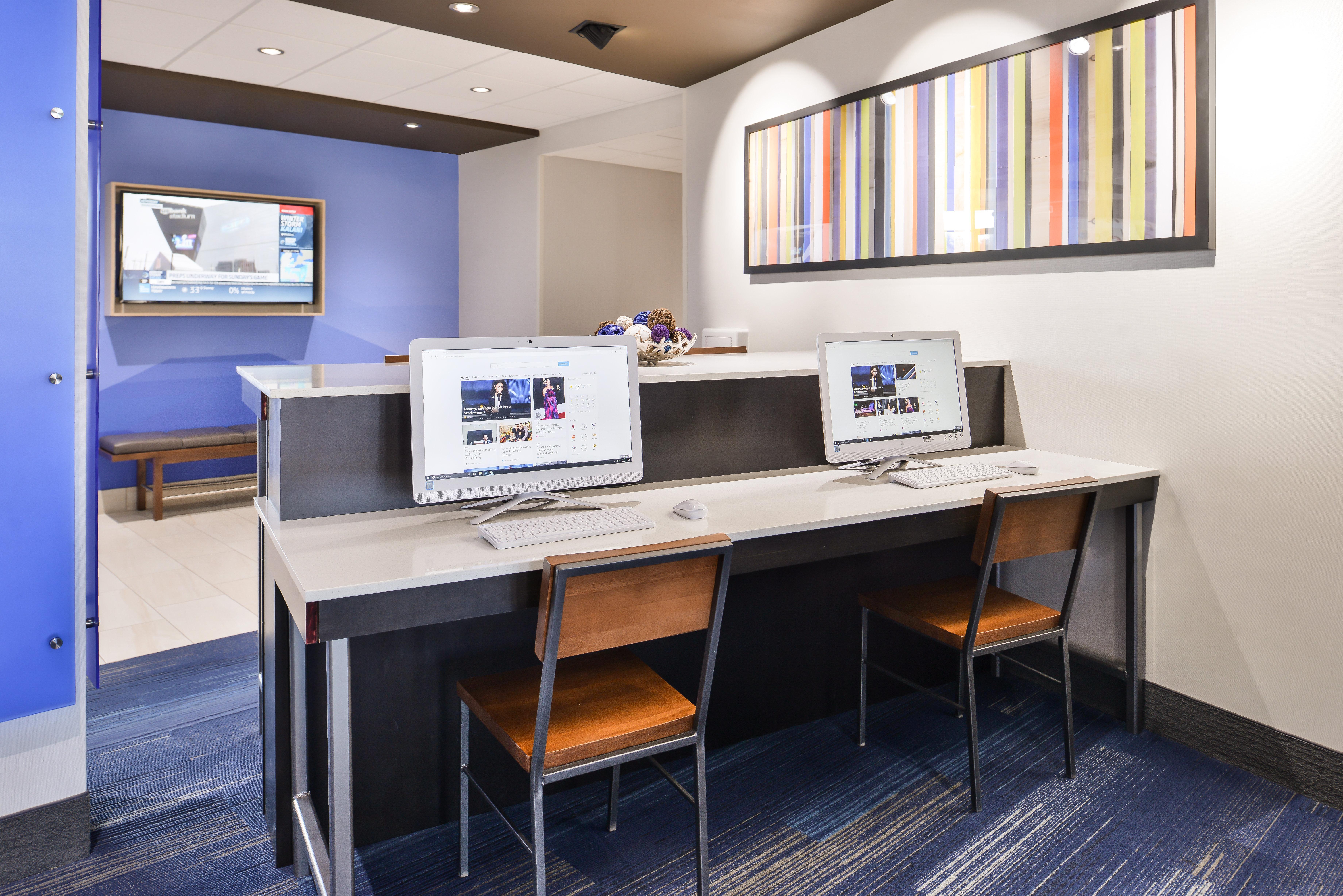 Holiday Inn Express & Suites - Kansas City - Lee'S Summit By Ihg Kültér fotó
